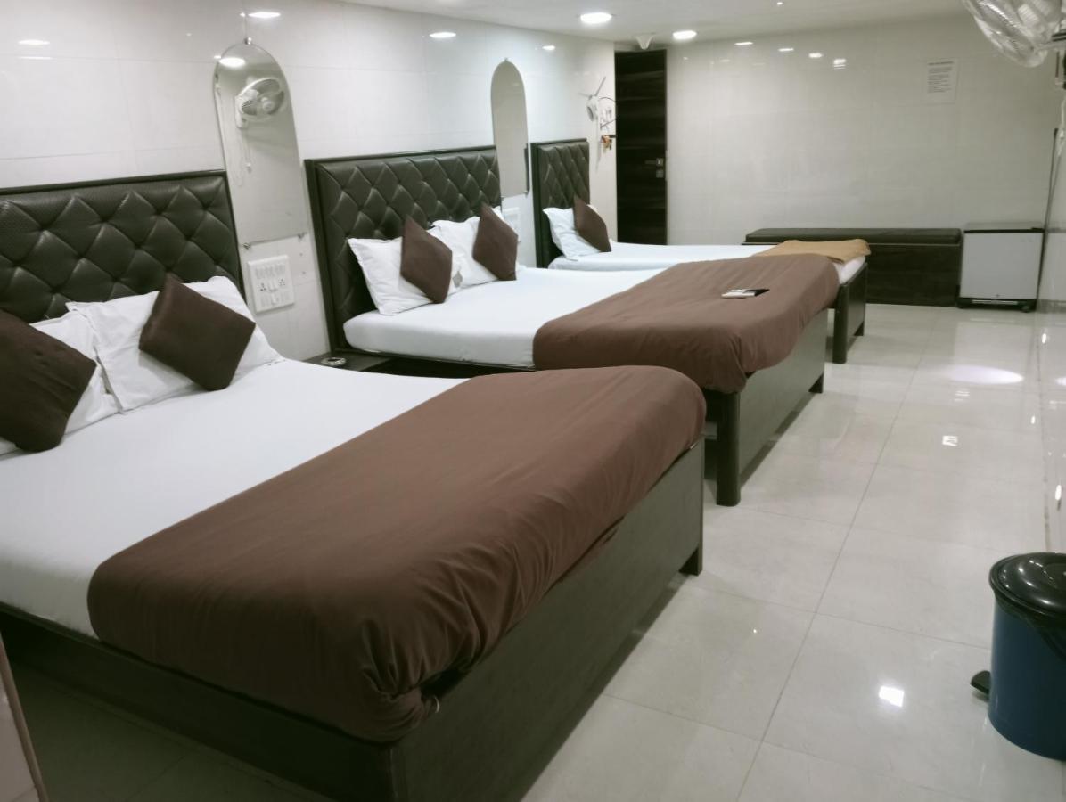 Qamar Hotel 2*